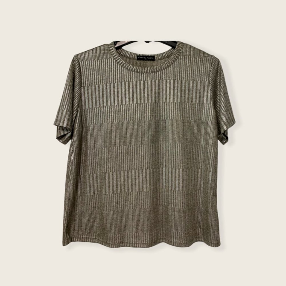 Kim & Cami Metallic Top 1XL